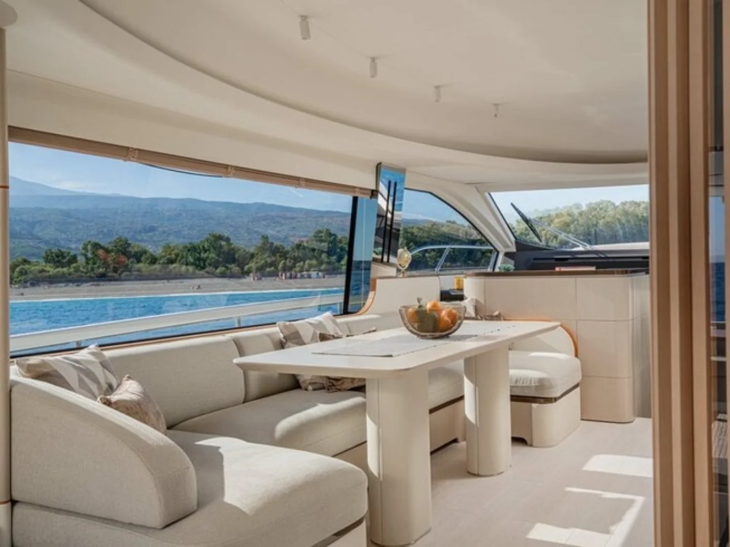 SBK | Azimut 68 Fly - Photo 22