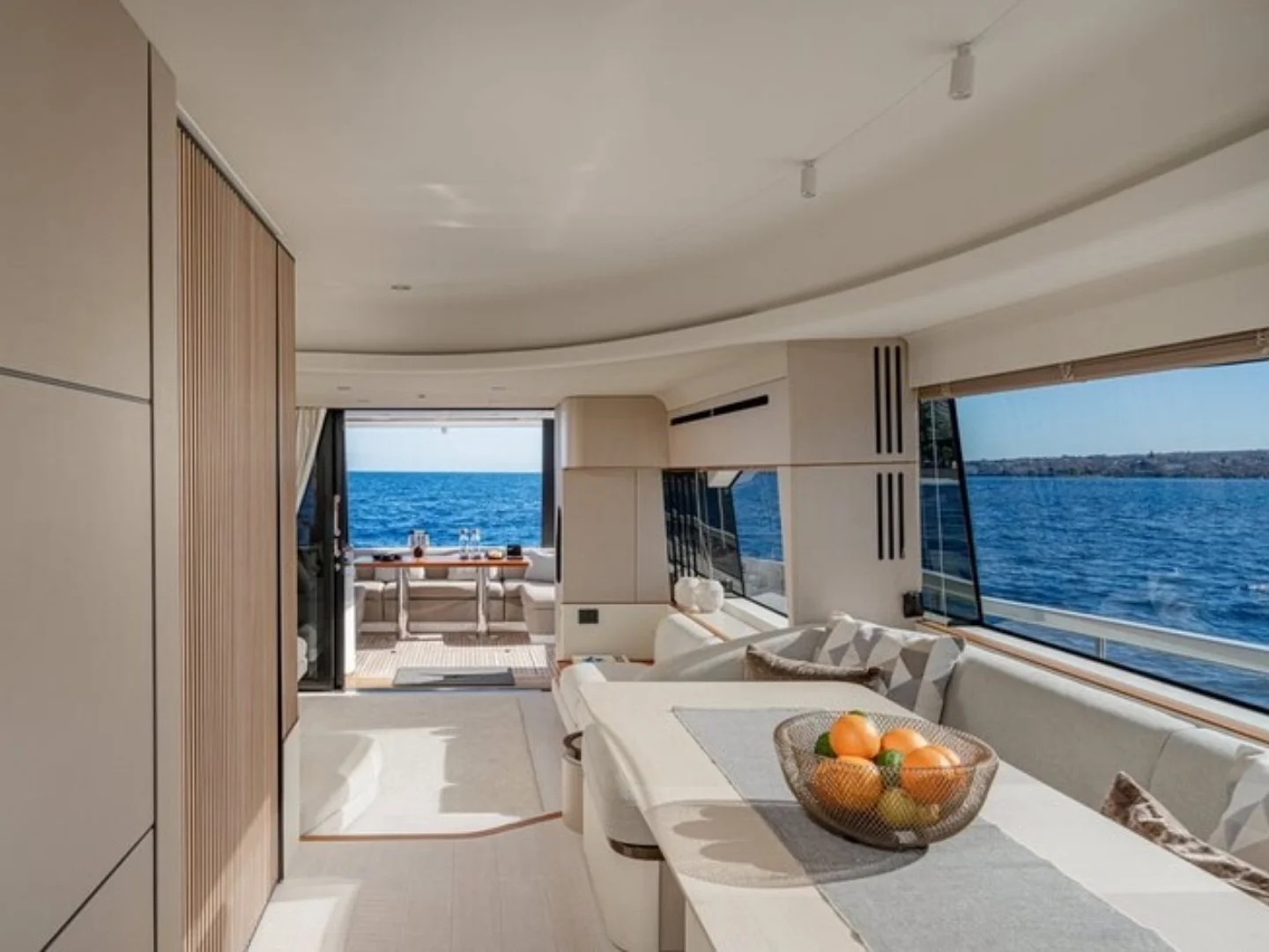 SBK | Azimut 68 Fly - Photo 27