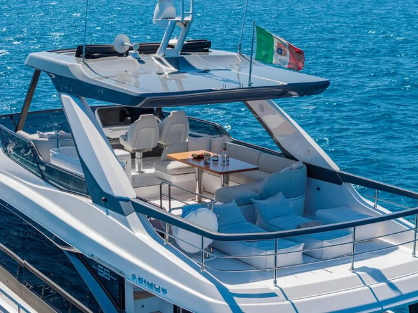 SBK | Azimut 68 Fly - Photo 7