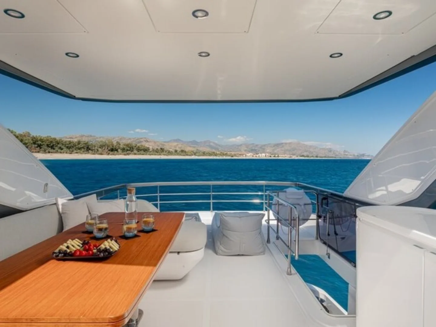 SBK | Azimut 68 Fly - Photo 9
