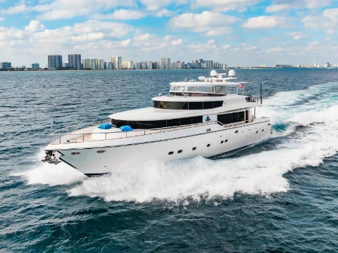 SOUTHERN BELLE | Johnson 87