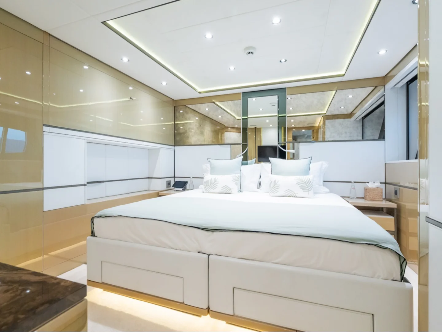THUMPER | Sunseeker 40M - Photo 52