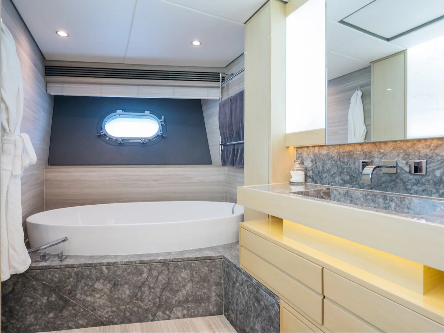 THUMPER | Sunseeker 40M - Photo 50