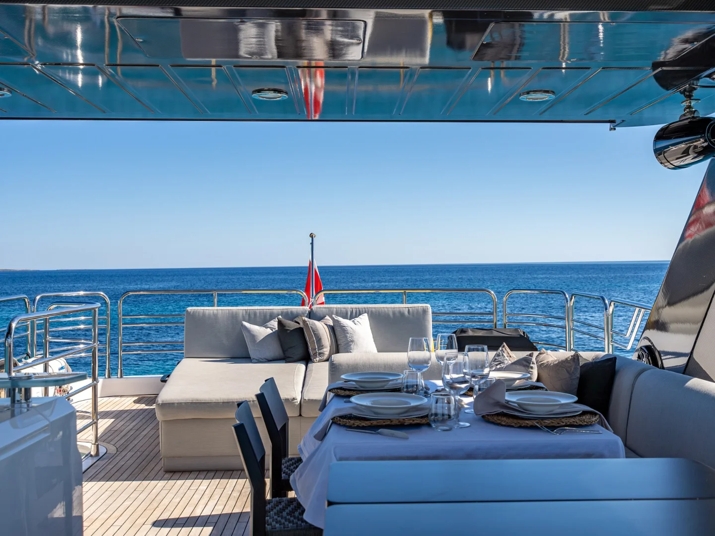 MOZZ II | Sunseeker 27M - Photo 12