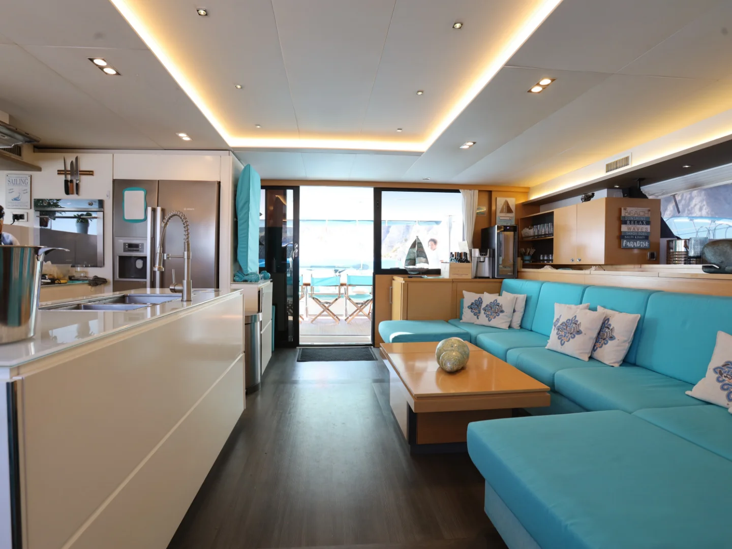 LIR | Fountaine Pajot Victoria 67 - Photo 13