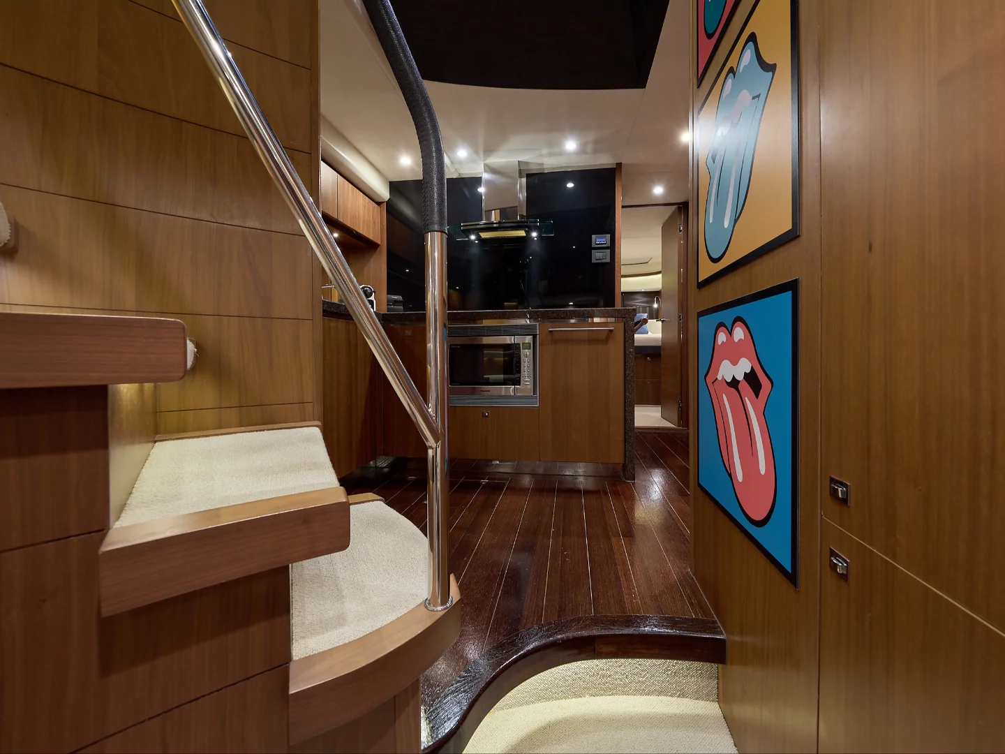 RUBY TUESDAY | Princess V72  - Photo 9