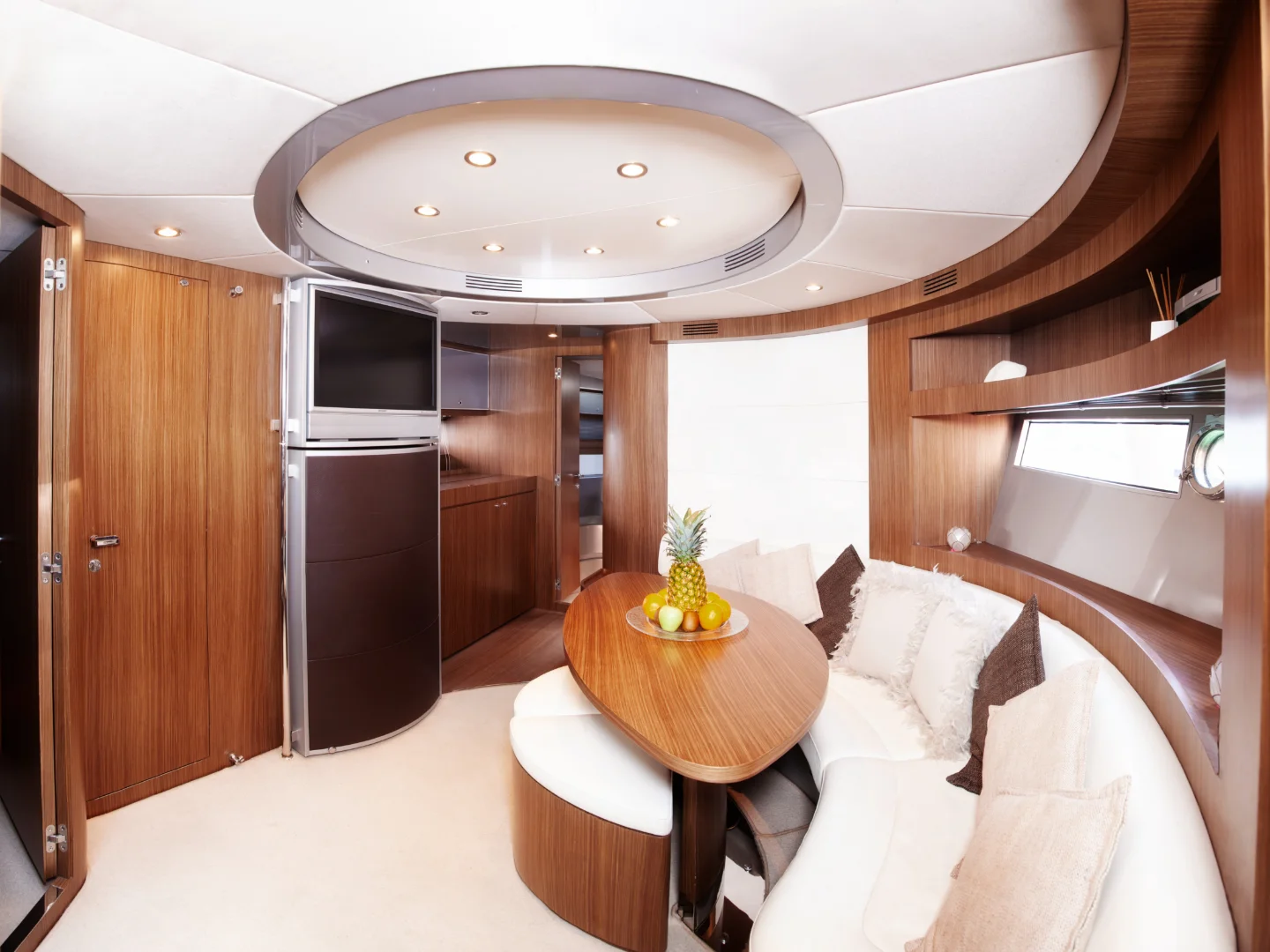 INVICTUS | Riva Rivale 52 - Photo 3