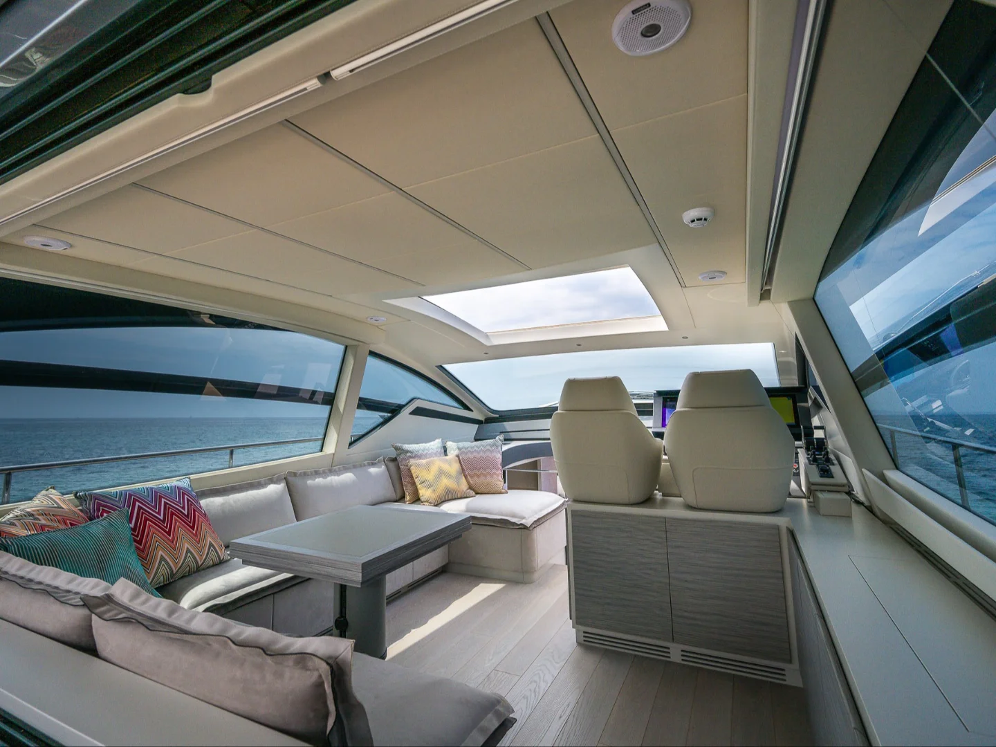 DR. NO | Pershing 6X  - Photo 12