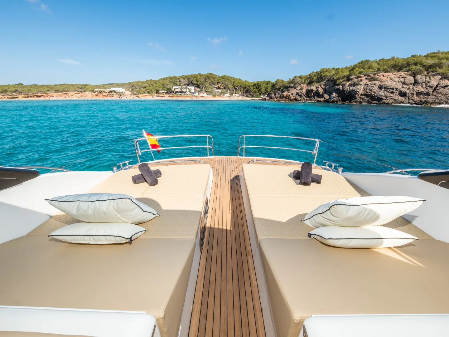 CRETA | Princess V65 - Photo 10