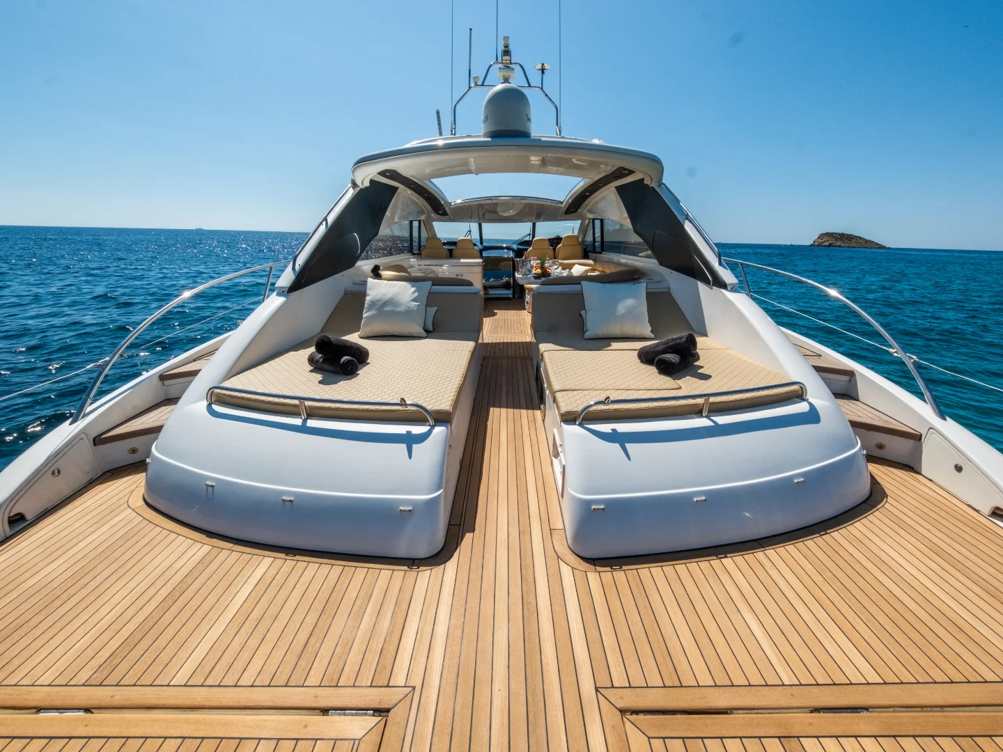 CRETA | Princess V65 - Photo 11