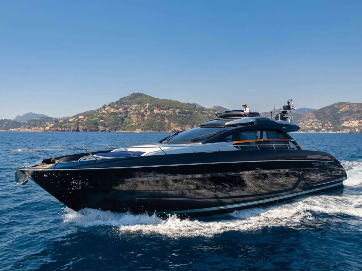 BLUE SHARK | Riva 66 Ribelle