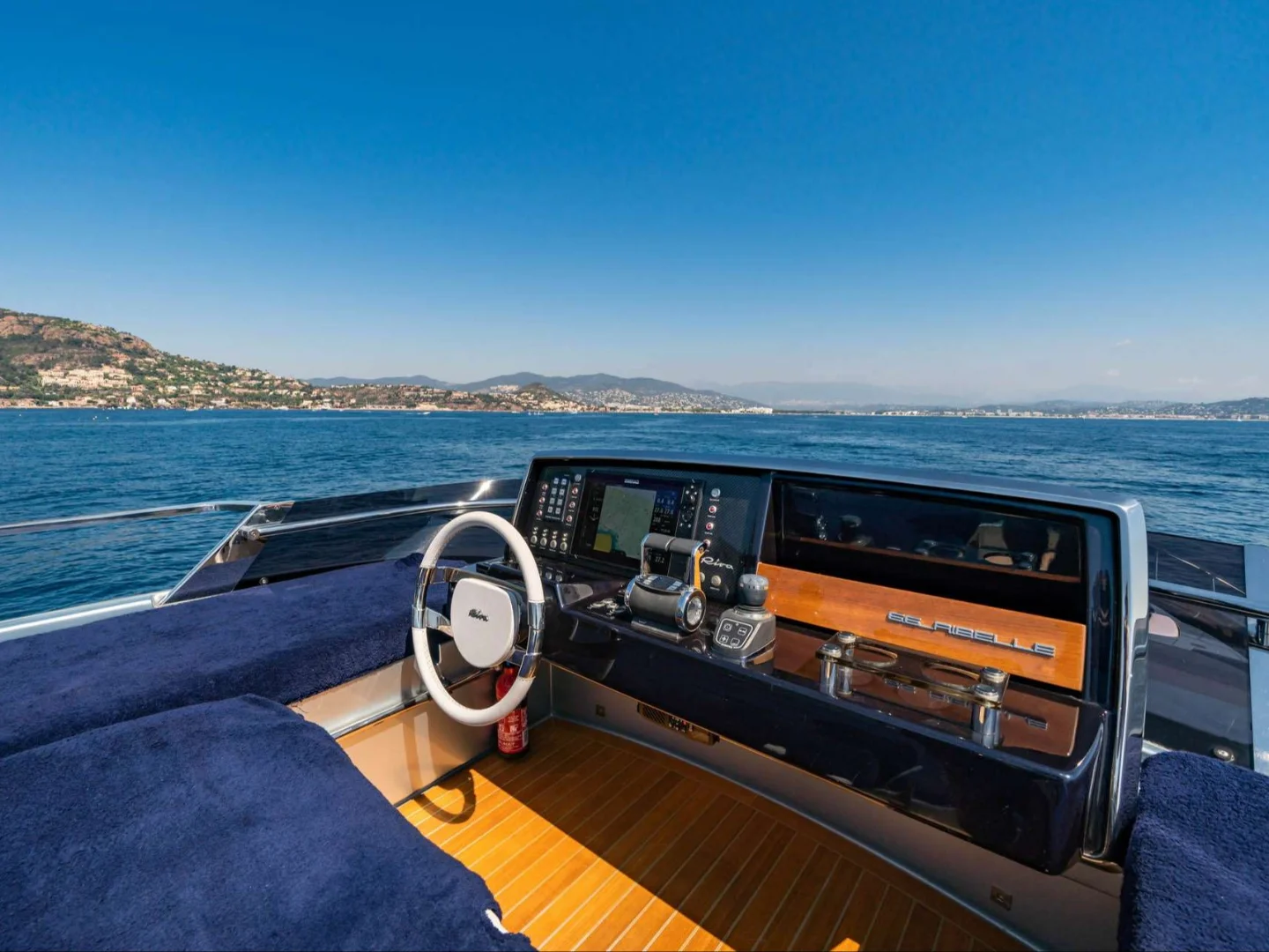 BLUE SHARK | Riva 66 Ribelle - Photo 4