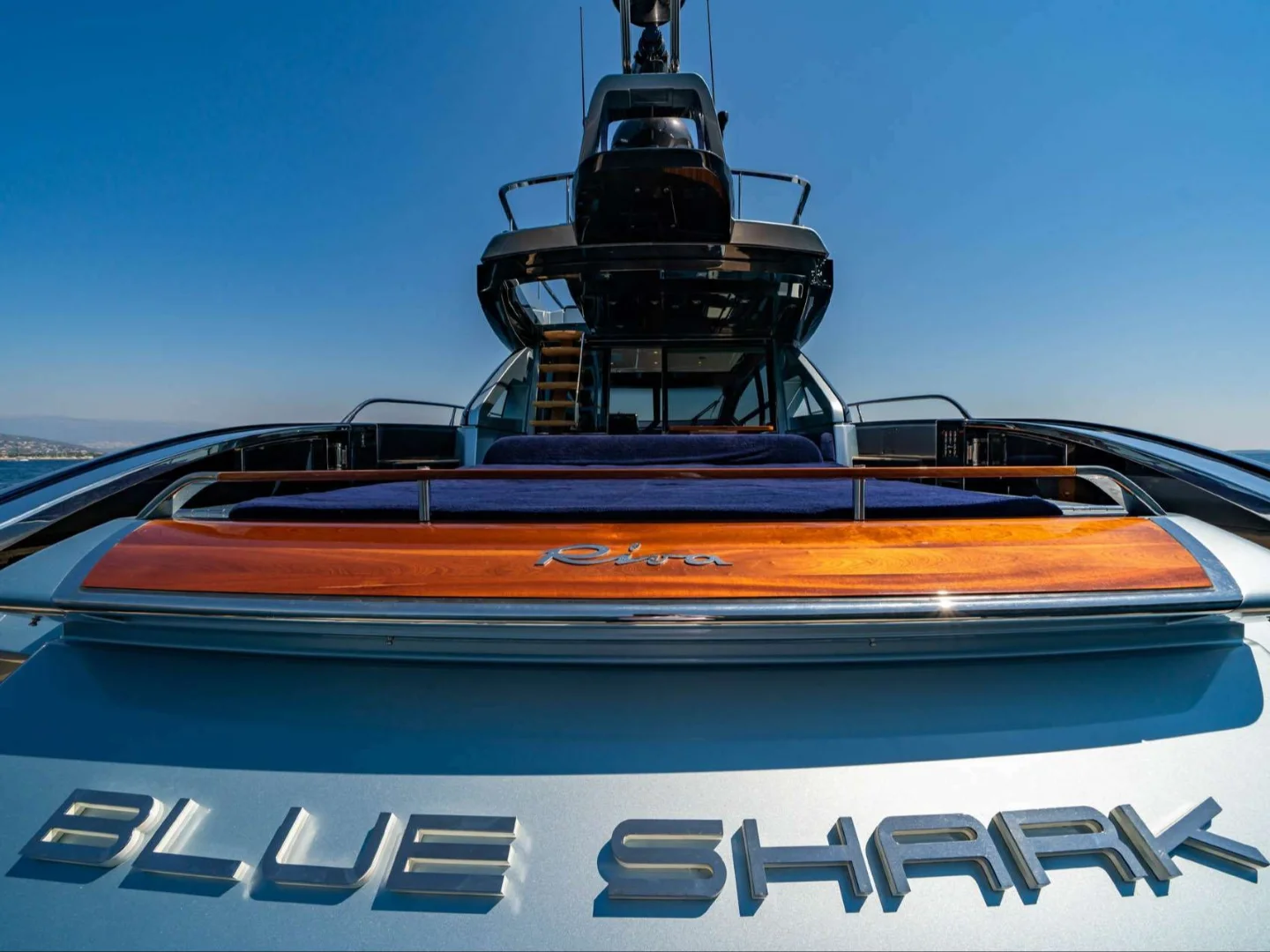 BLUE SHARK | Riva 66 Ribelle - Photo 7