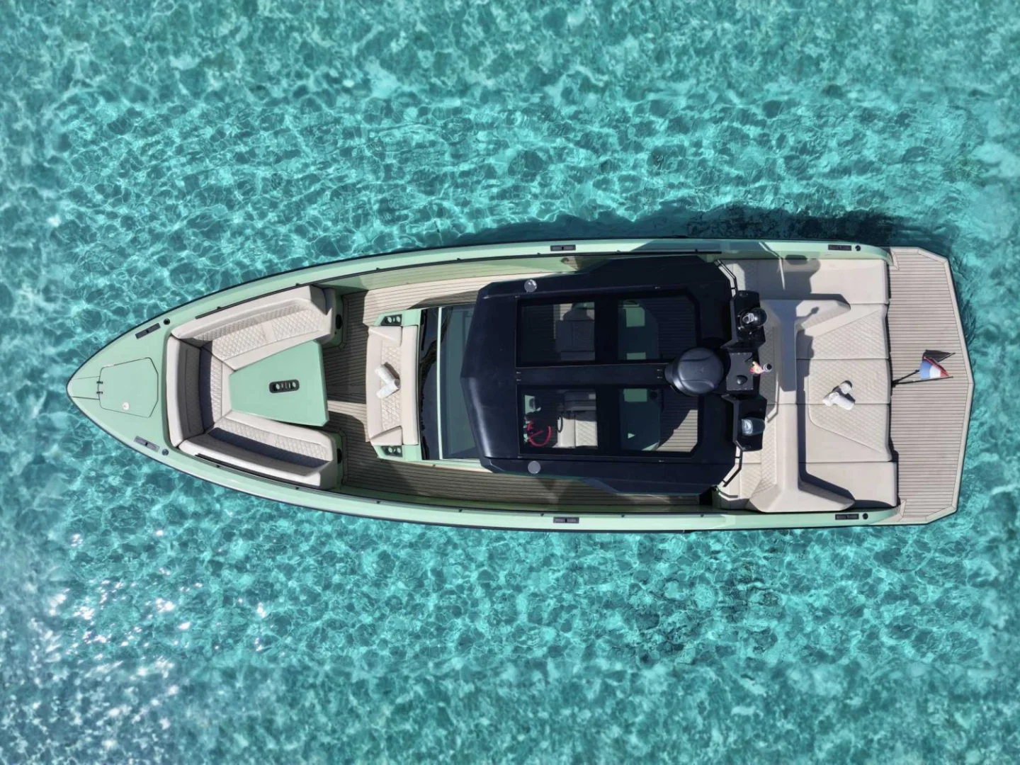 IN SYNC | Vanquish VQ40 - Photo 5