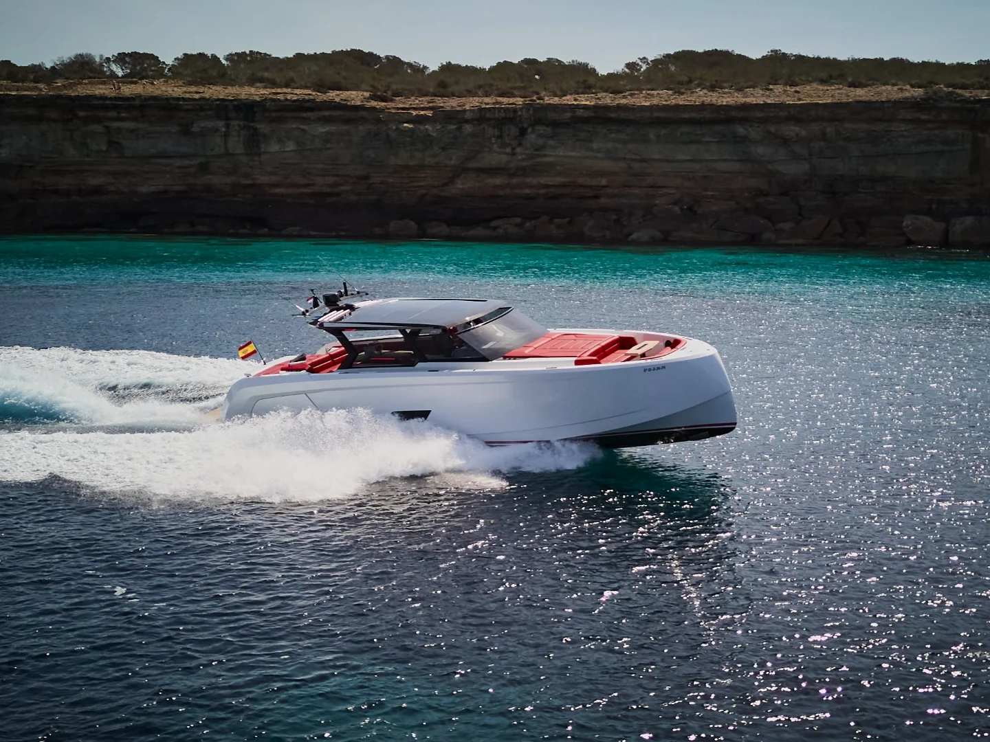 REAL DIVA | Vanquish VQ58 - Photo 3