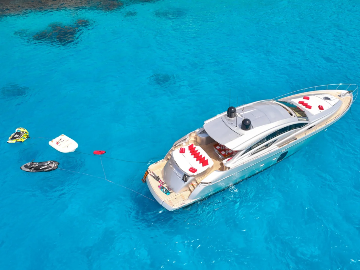 LEGENDARY | Pershing 72 - Photo 5