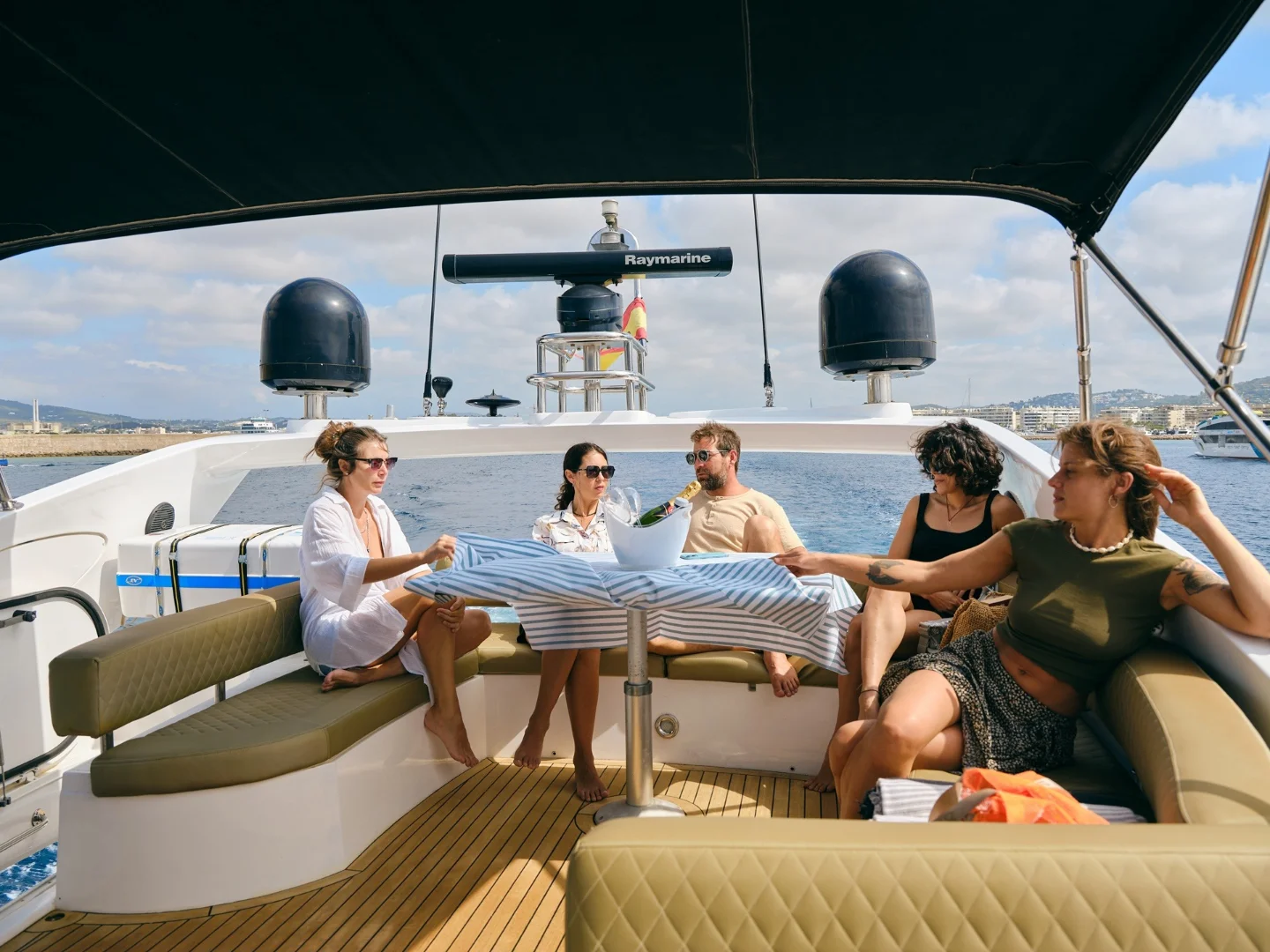 SIRIUS | Sunseeker Manhattan 64 - Photo 16