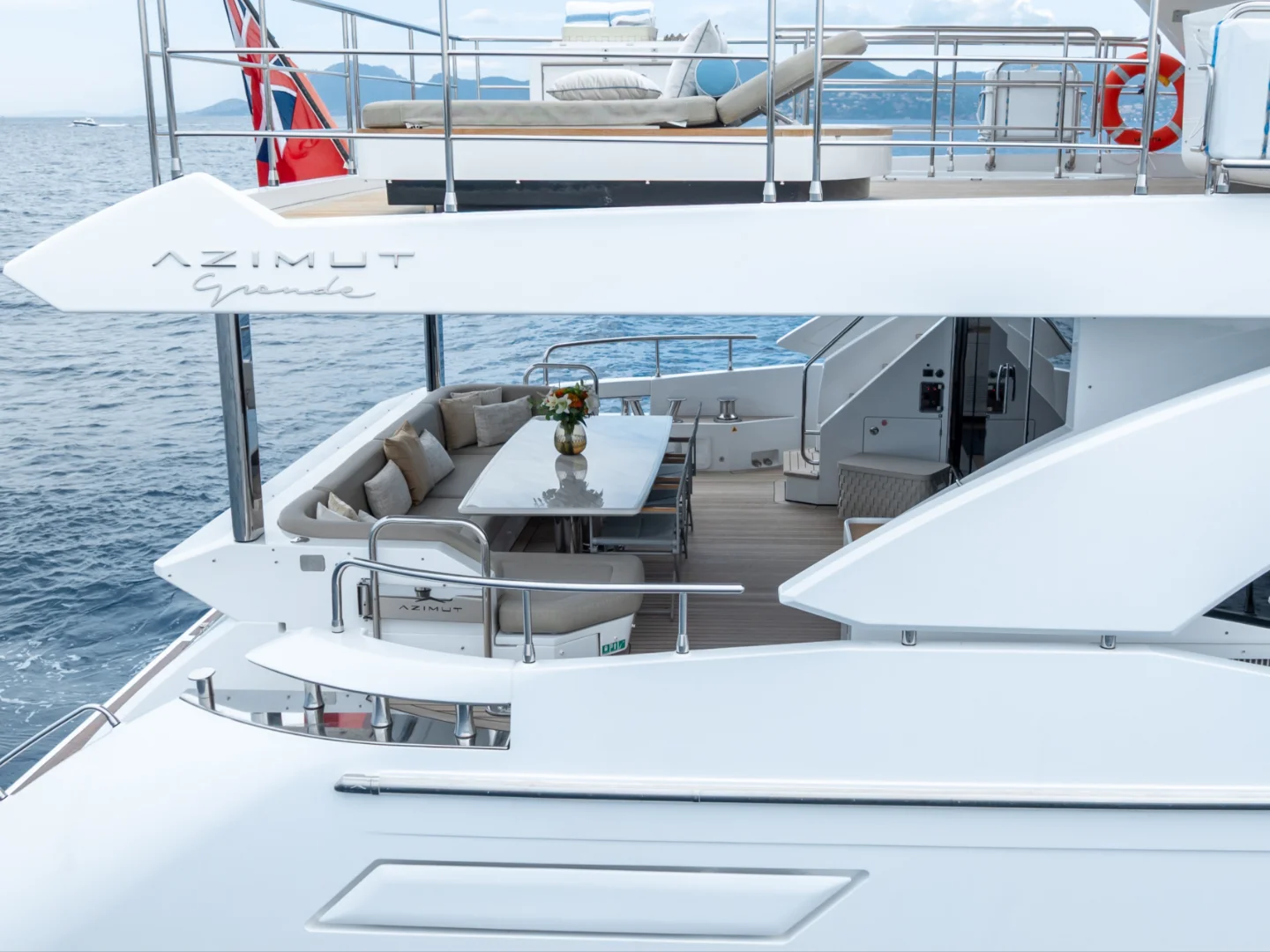 ZOZO | Azimut Grande 27M - Photo 12
