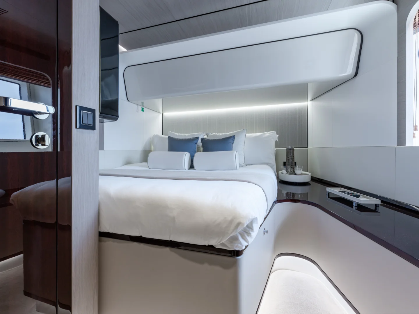 ZOZO | Azimut Grande 27M - Photo 35