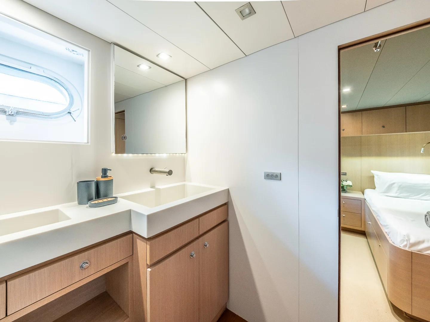 BOSS SEA | Baia Panther 80 - Photo 46