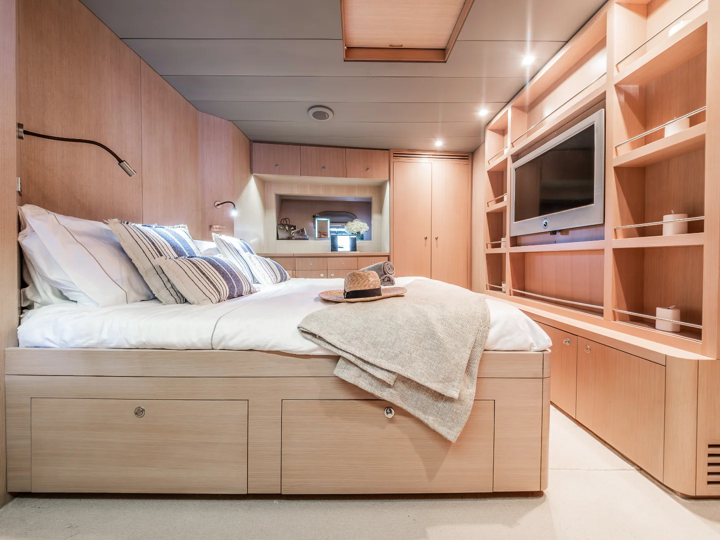 BOSS SEA | Baia Panther 80 - Photo 34