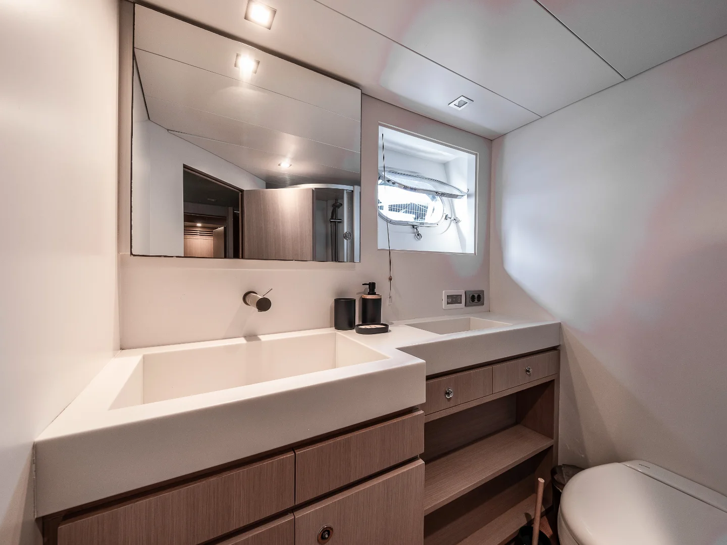 BOSS SEA | Baia Panther 80 - Photo 43