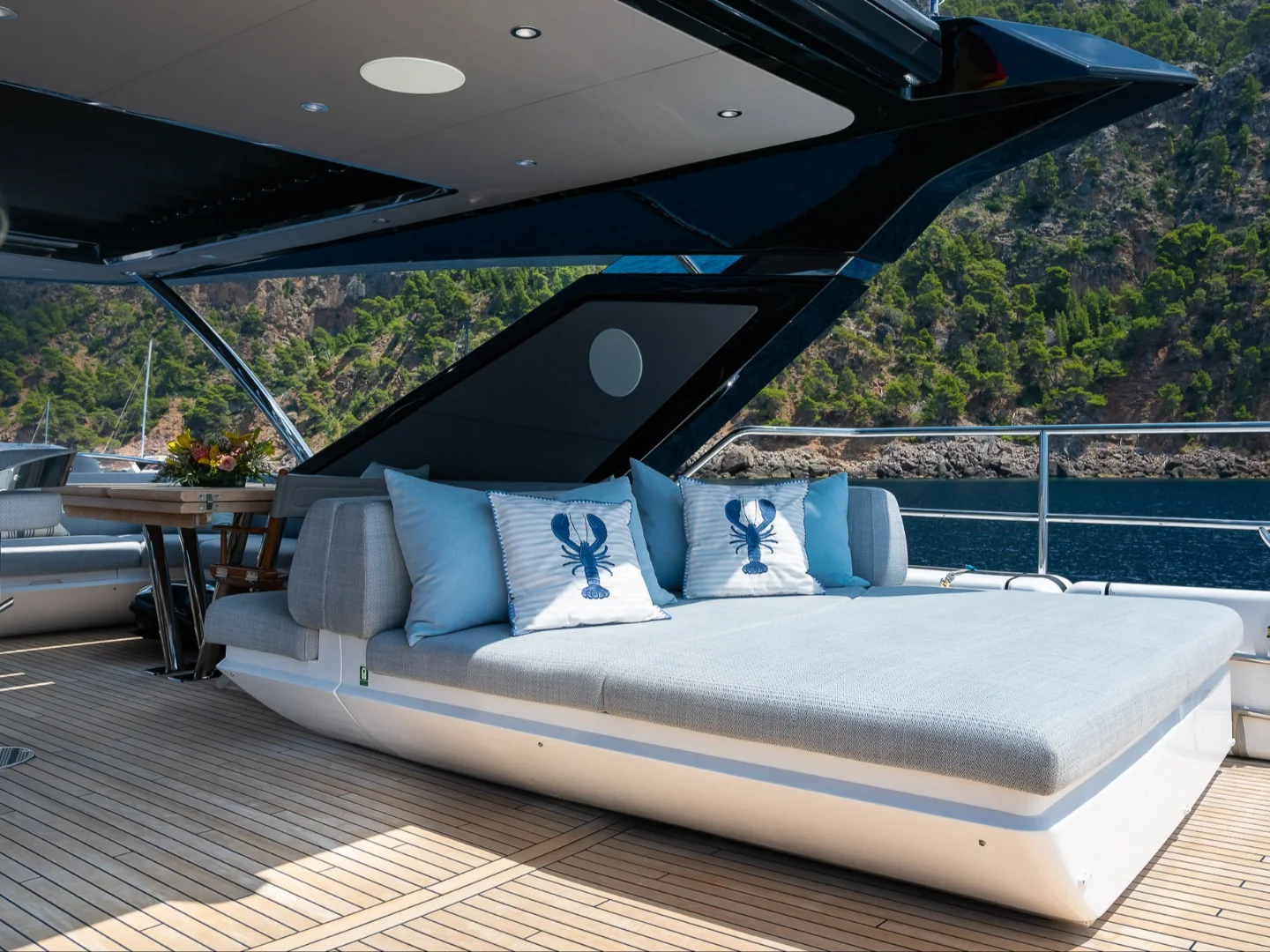 HALEY JANE | Sunseeker 88 - Photo 16