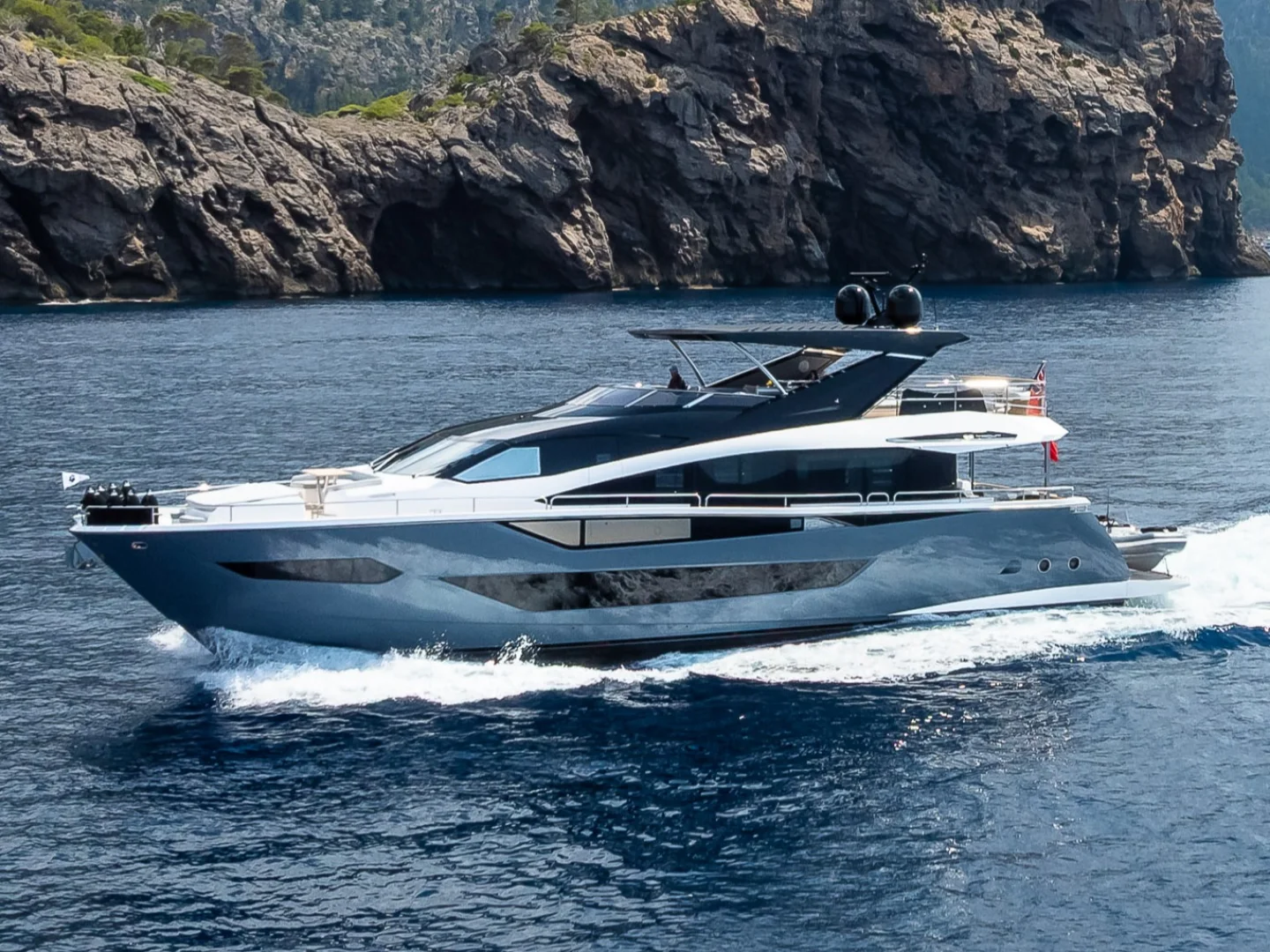 HALEY JANE | Sunseeker 88 - Photo 2