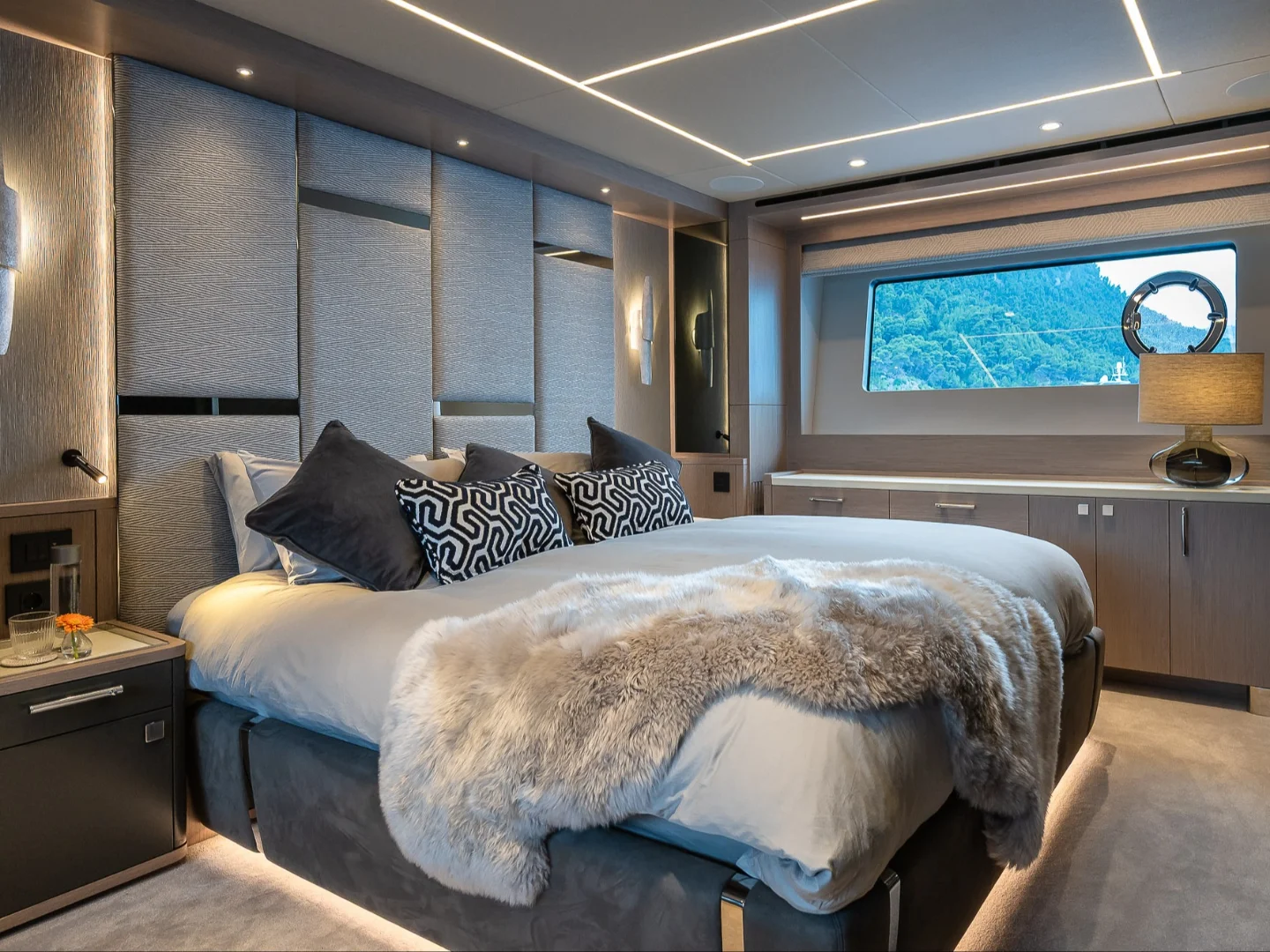 HALEY JANE | Sunseeker 88 - Photo 30