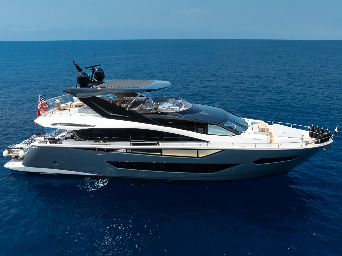 HALEY JANE | Sunseeker 88 - Photo 1