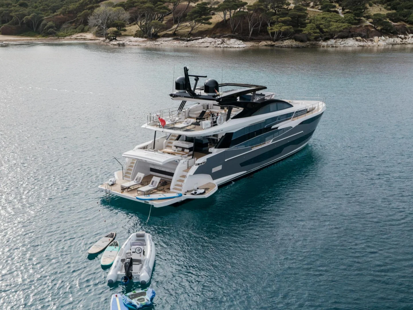 LADY B II | Pearl 95 - Photo 4