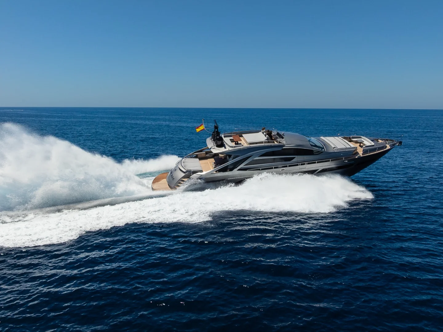 EL MACANN | Pershing 9X - Photo 26