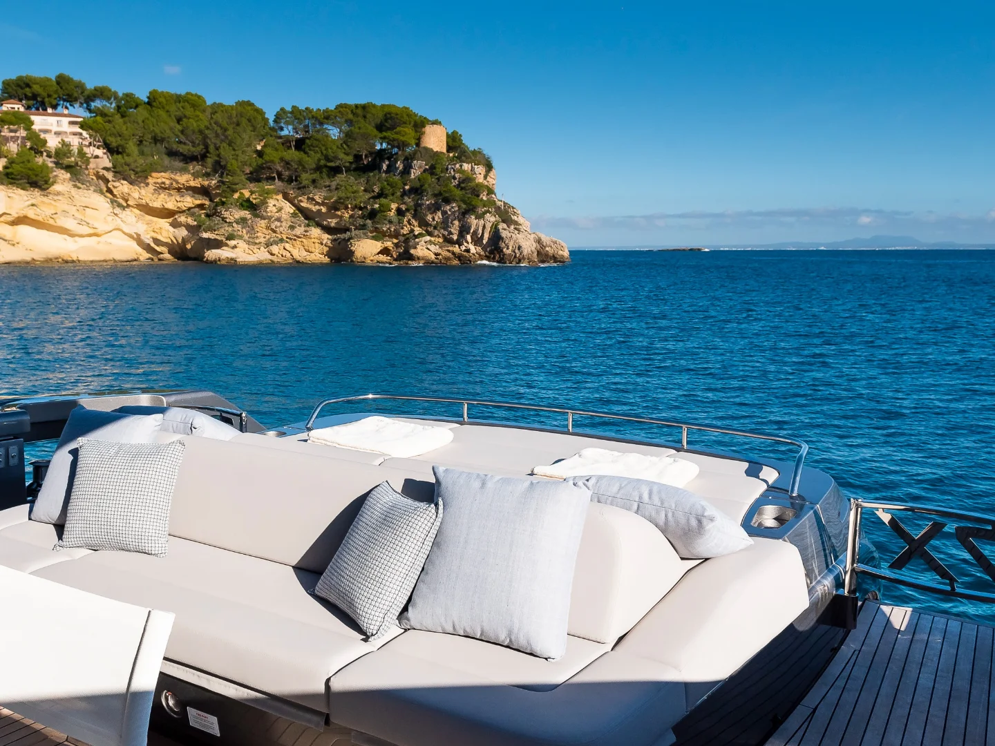 MARLEENA | Pershing 7X - Photo 49