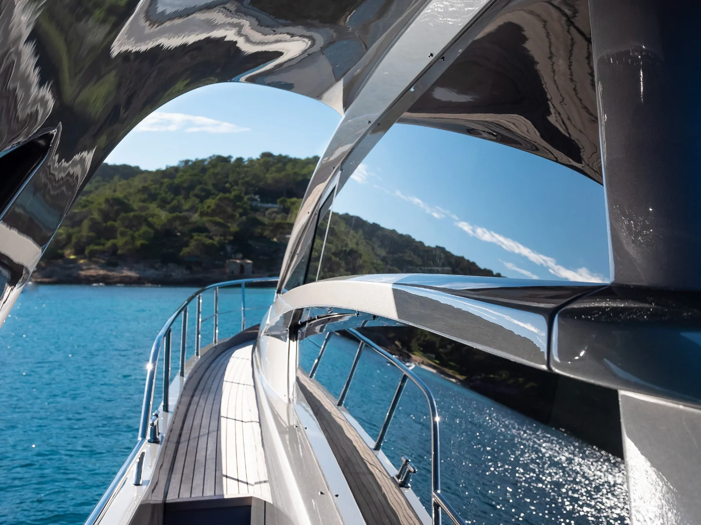 MARLEENA | Pershing 7X - Photo 40