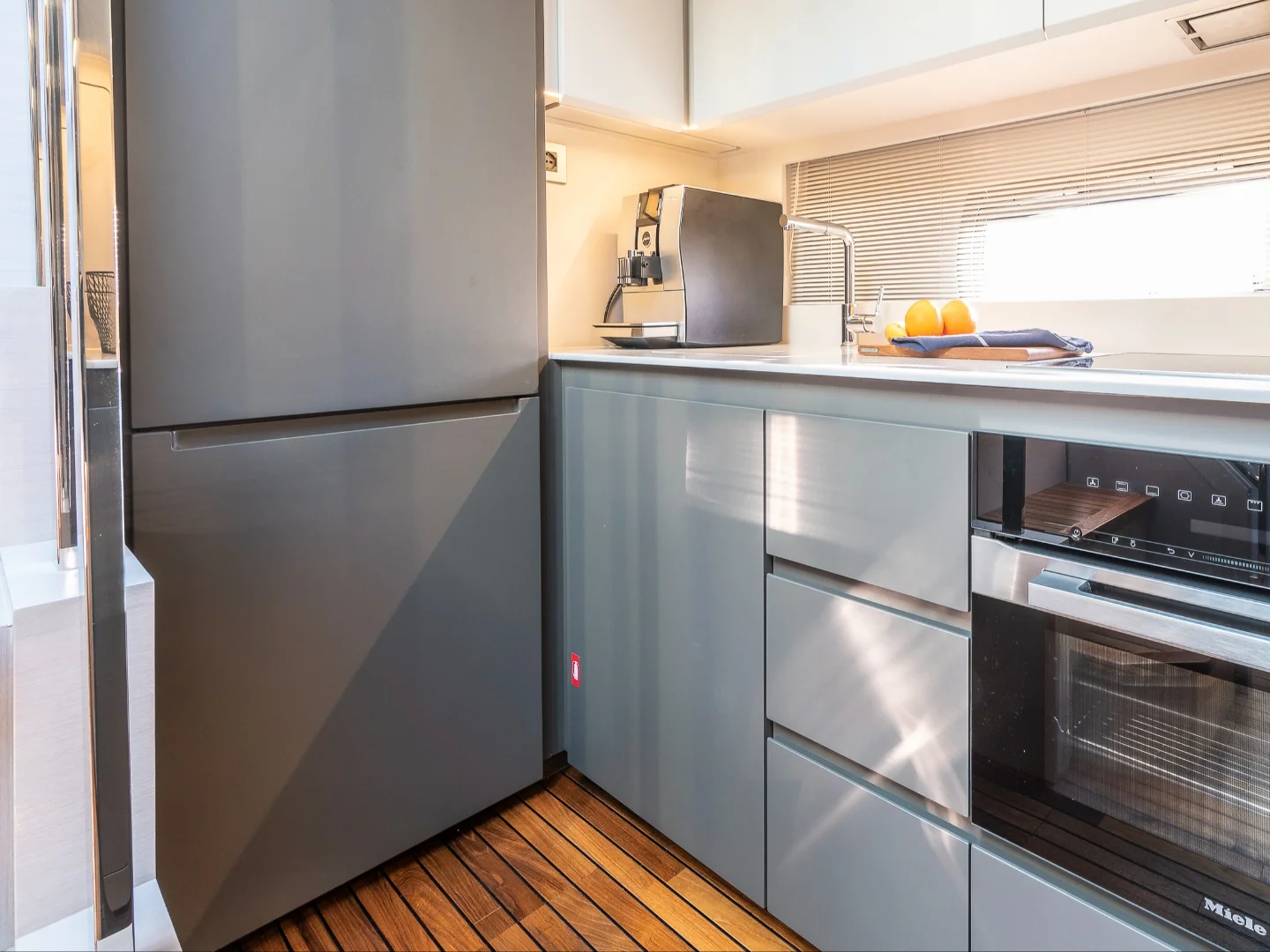 MARLEENA | Pershing 7X - Photo 72