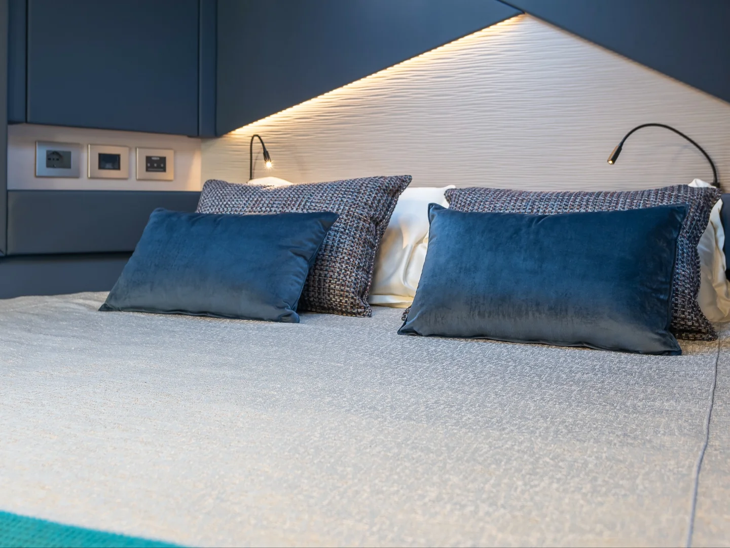 MARLEENA | Pershing 7X - Photo 57