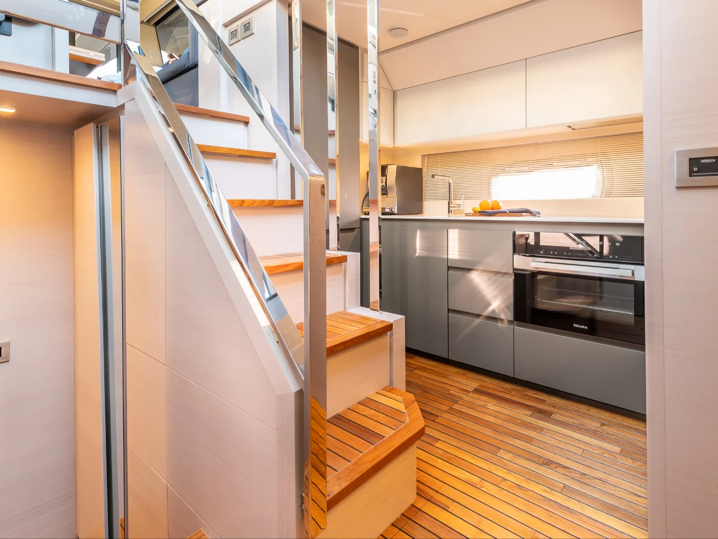 MARLEENA | Pershing 7X - Photo 71