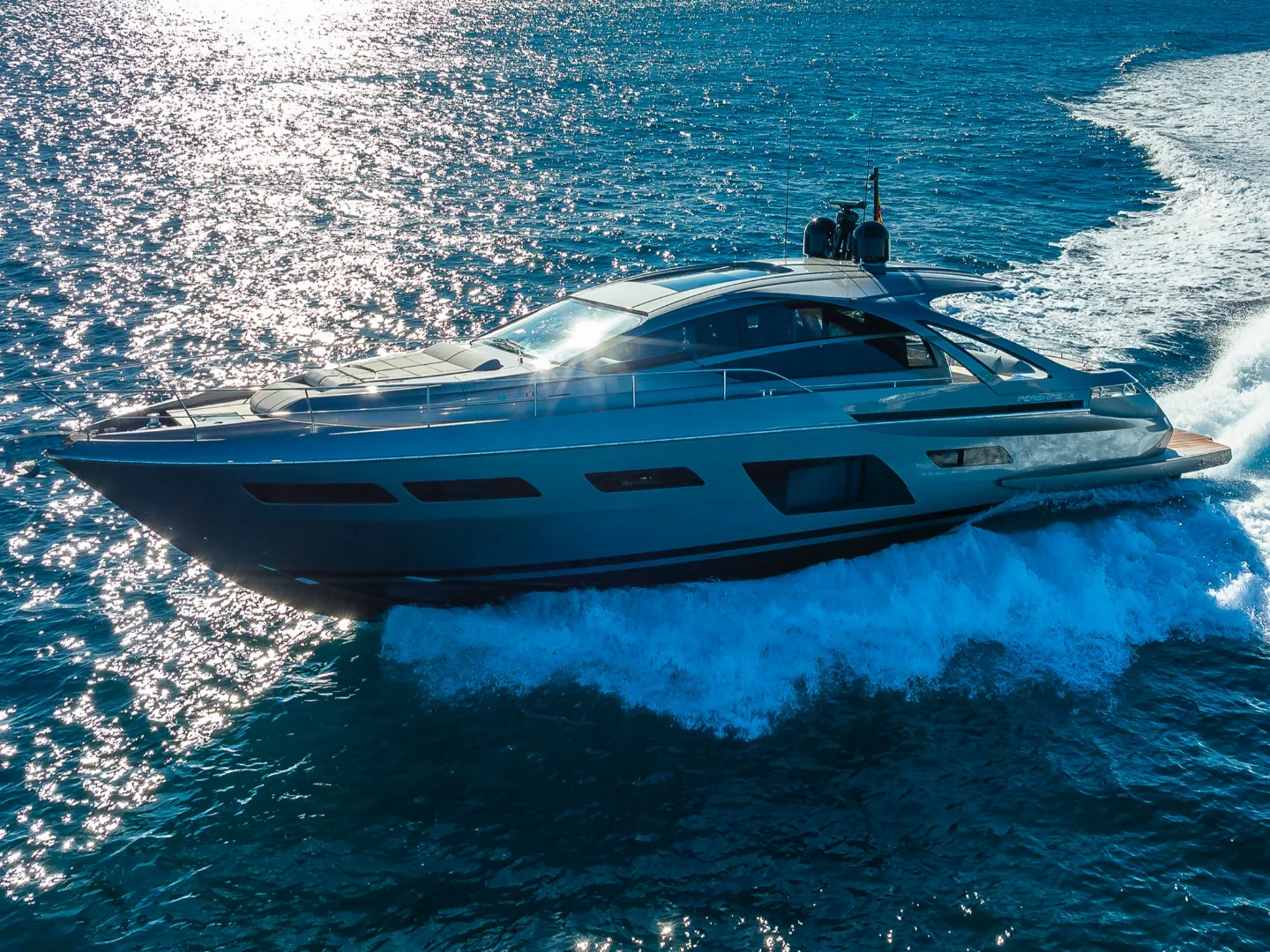 MARLEENA | Pershing 7X - Photo 13
