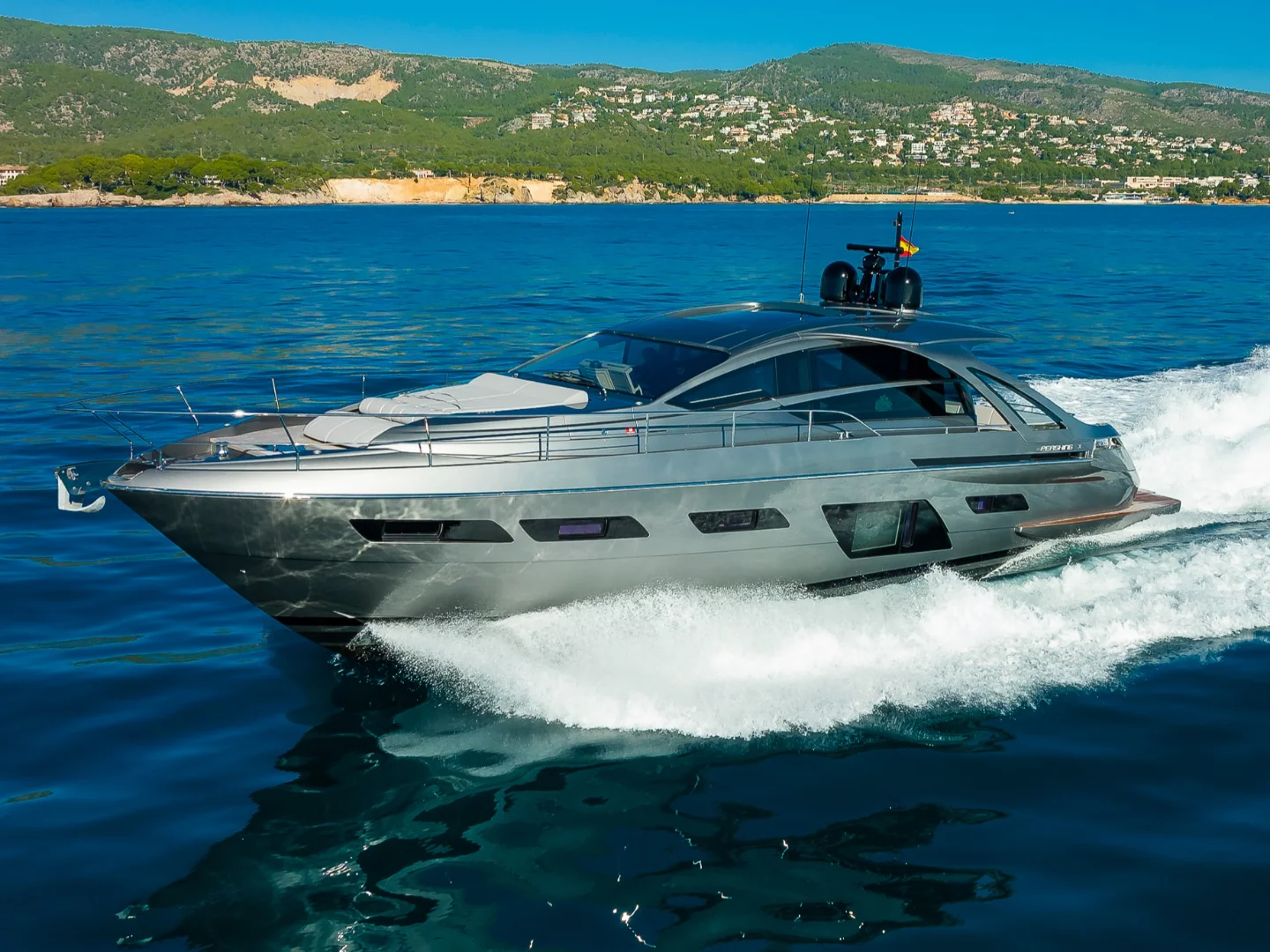 MARLEENA | Pershing 7X - Photo 5