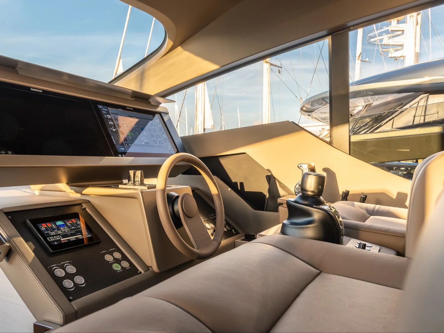MARLEENA | Pershing 7X - Photo 79