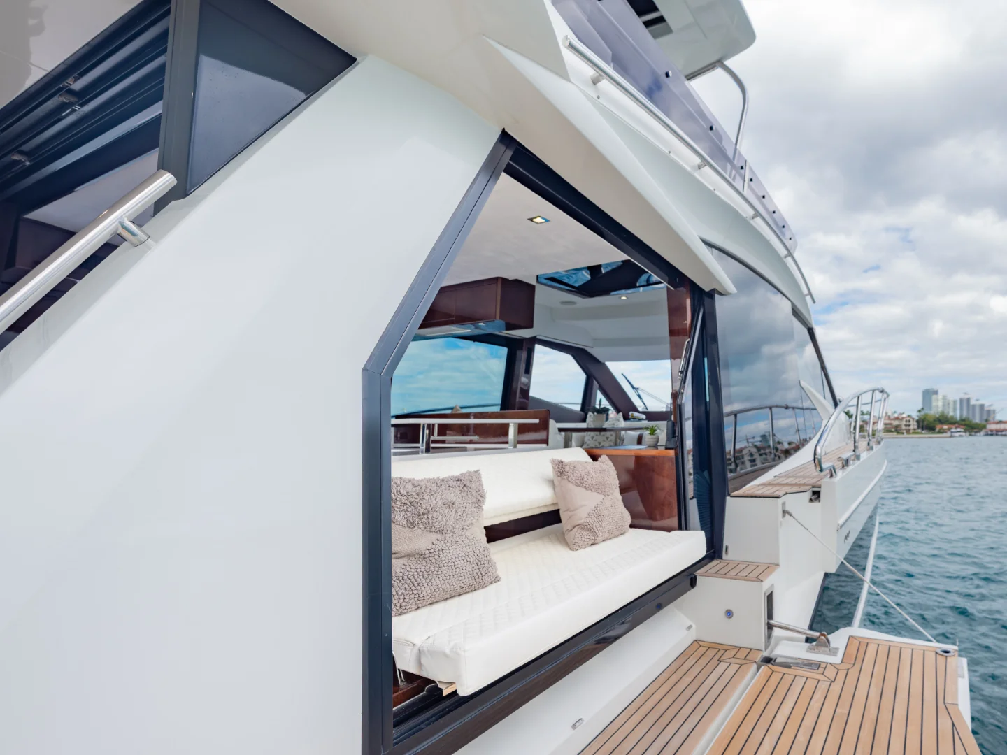 INFINITY | Galeon 500 Fly - Photo 18