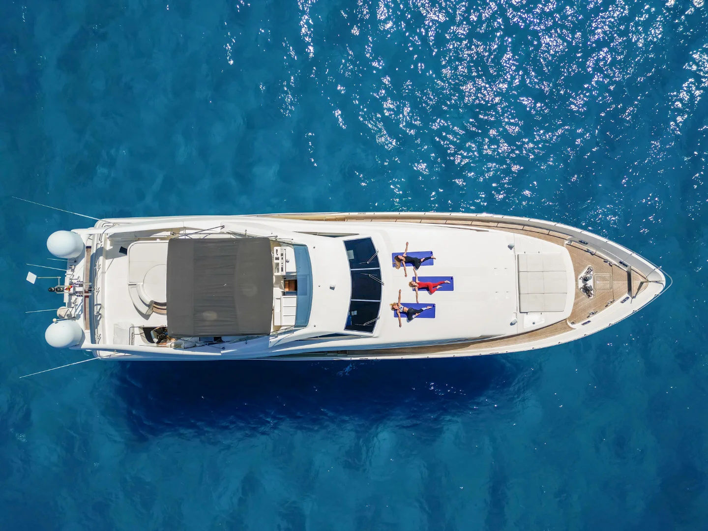 YOLO TOO | Ferretti Custom Line 94 - Photo 3