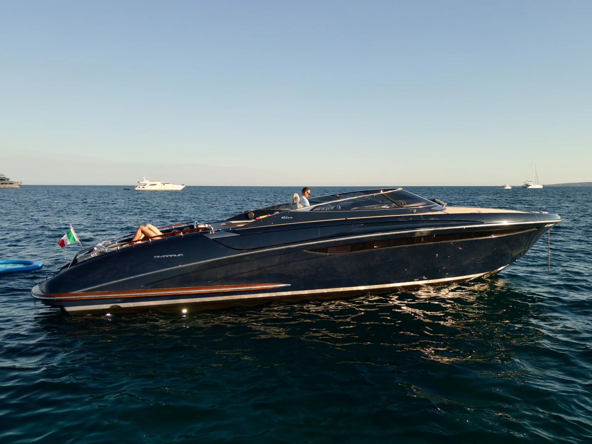 JAD & JULIA | Riva 44 Rivarama - Photo 9