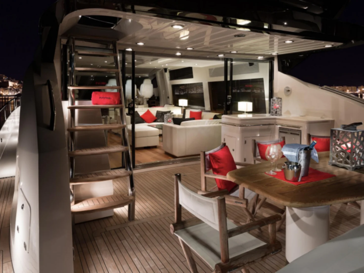 PALUMBA | Sunseeker Predator 84 - Photo 10