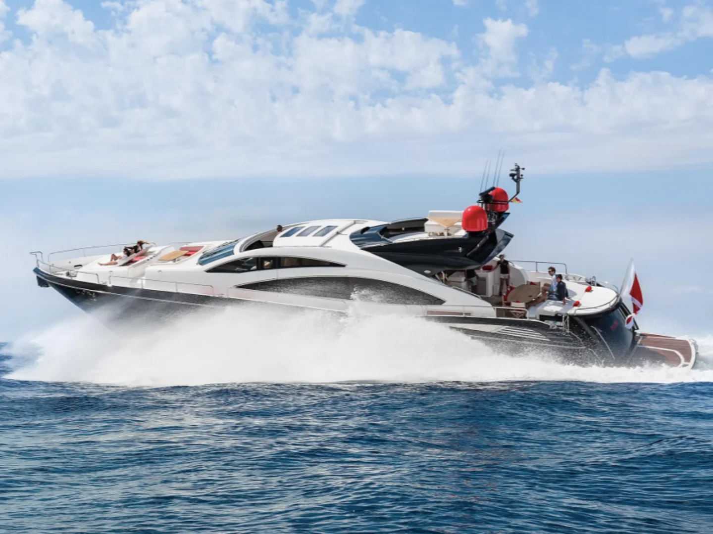 PALUMBA | Sunseeker Predator 84 - Photo 4