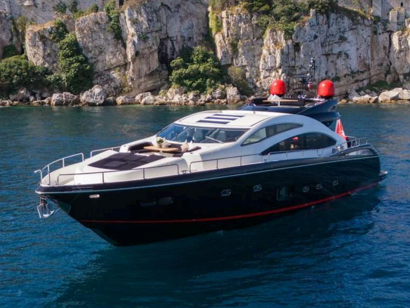 PALUMBA | Sunseeker Predator 84