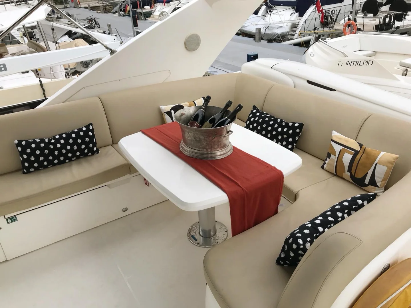 Princess 67 - Photo 13