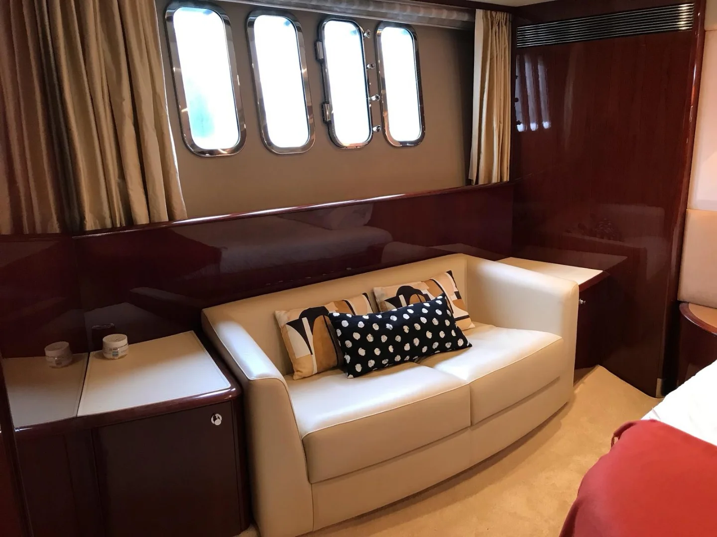 Princess 67 - Photo 10