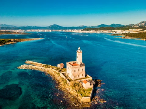 5 days charter to discover Sardinia from Olbia to La Maddalena