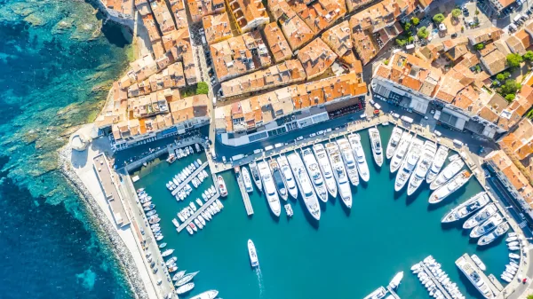 Bluebnc Yacht Brokerage & Charter - French Riviera